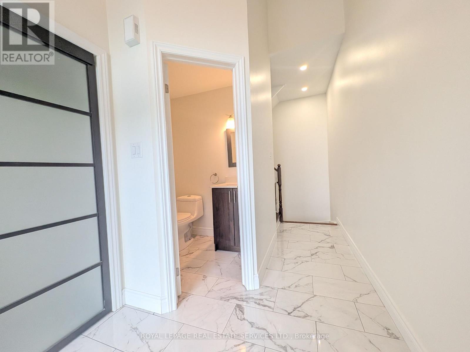 6544 Opera Glass Crescent, Mississauga, Ontario  L5W 1S1 - Photo 17 - W13008166