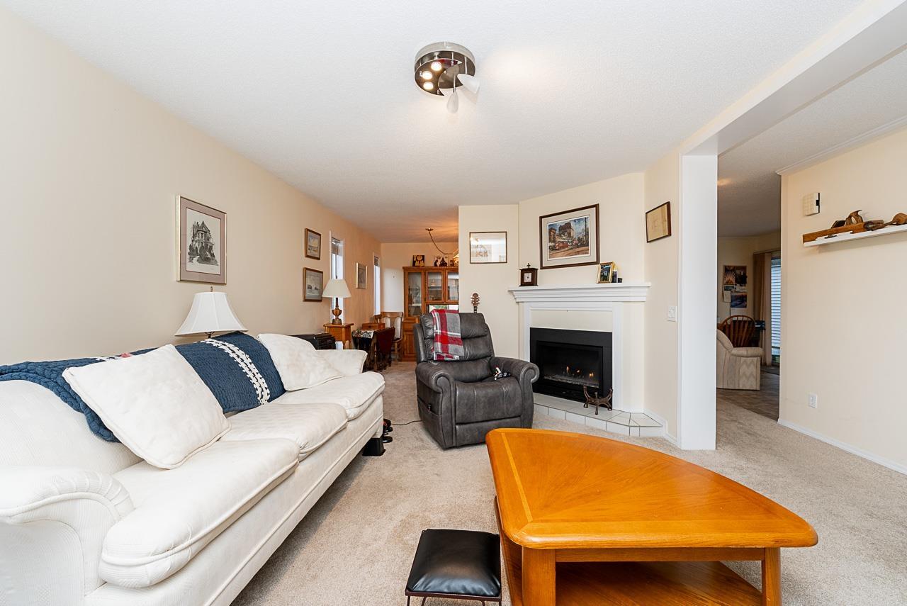 18 2345 Cranley Drive, Surrey, British Columbia  V4A 9G5 - Photo 4 - R3112428