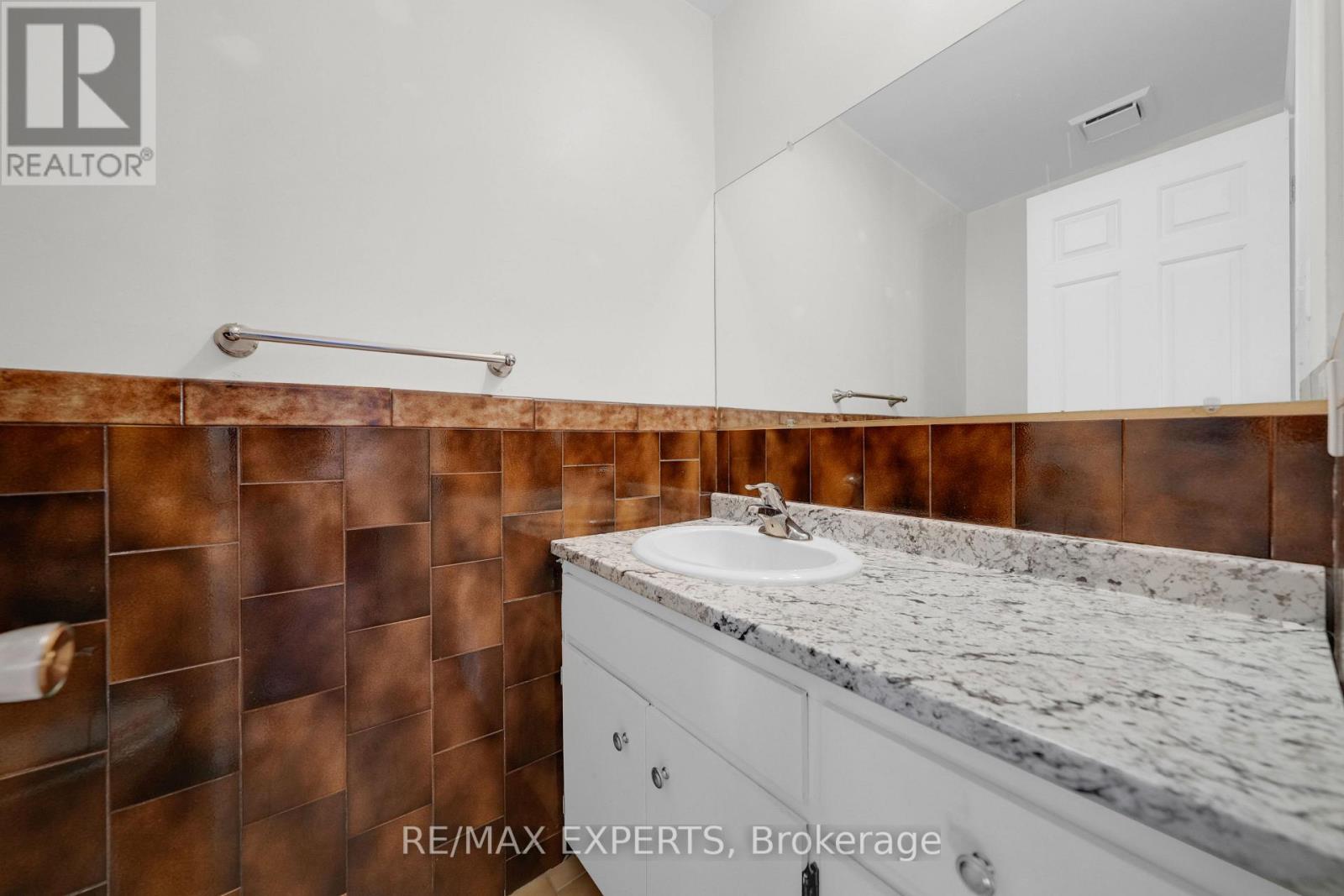 6242 6th Line, New Tecumseth, Ontario  L0G 1W0 - Photo 20 - N13008830