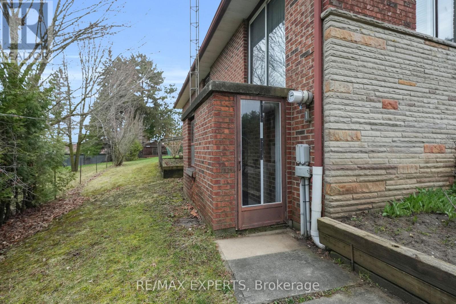 6242 6th Line, New Tecumseth, Ontario  L0G 1W0 - Photo 6 - N13008830