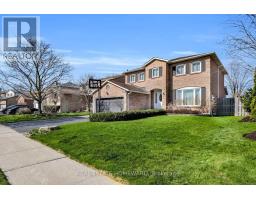MASTER BEDROOM - 784 HILL GATE, Newmarket, Ontario