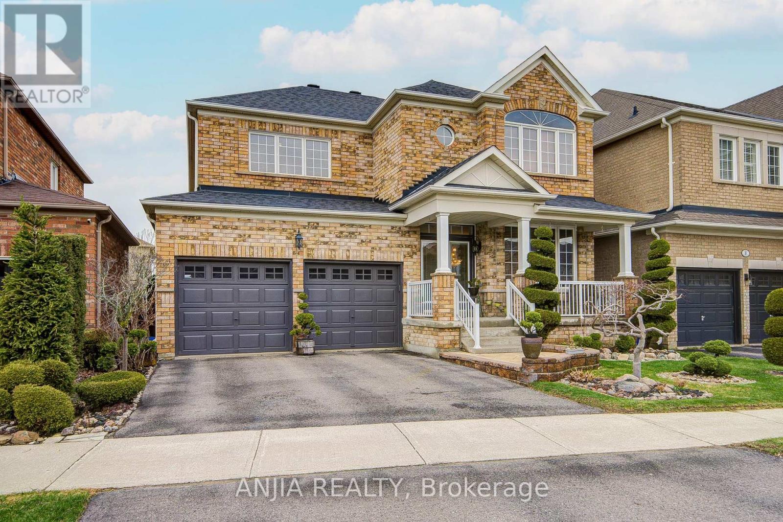 6 Linsmary Court, Markham, Ontario  L6E 1L2 - Photo 2 - N13008878