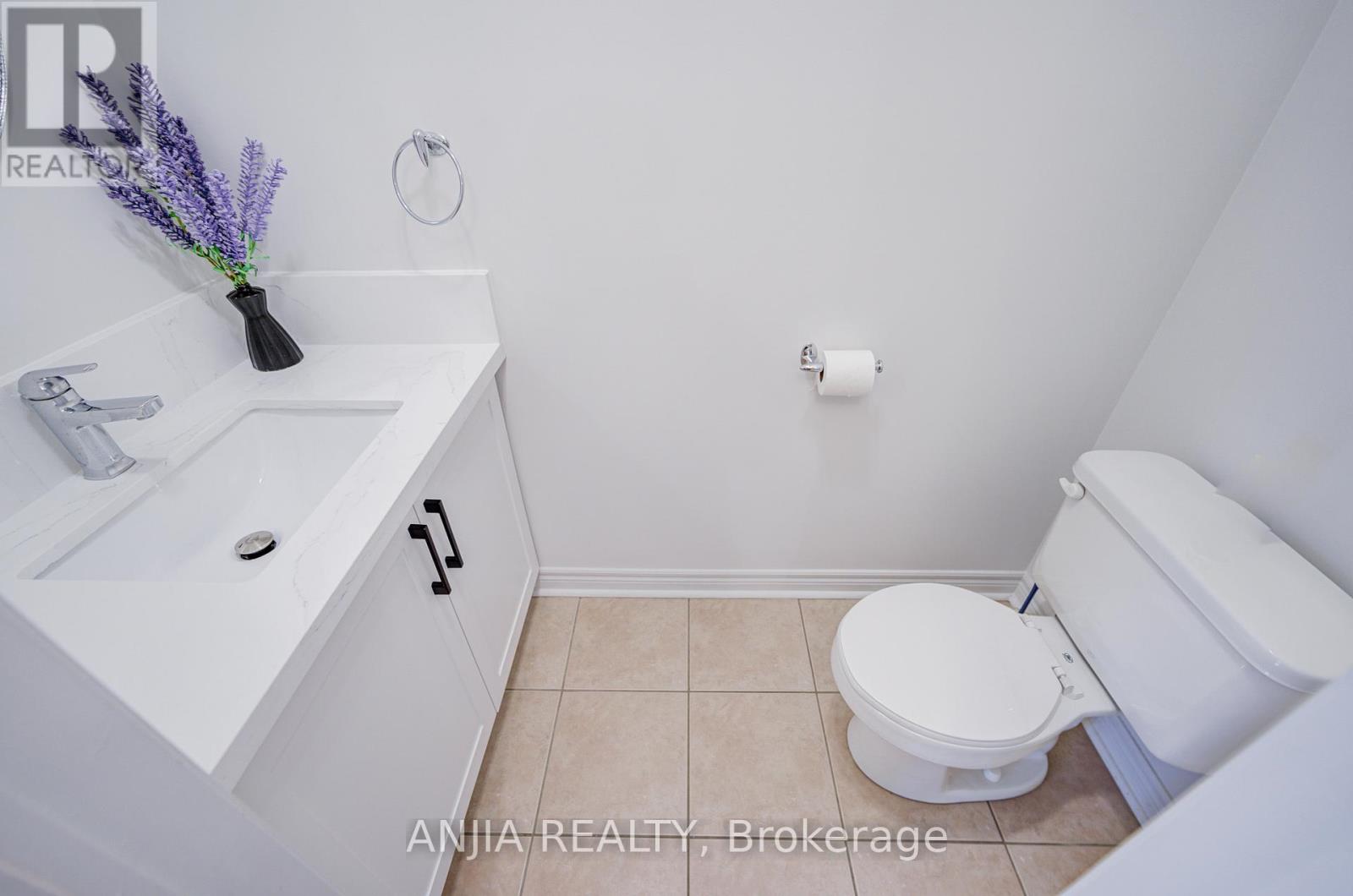 6 Linsmary Court, Markham, Ontario  L6E 1L2 - Photo 27 - N13008878