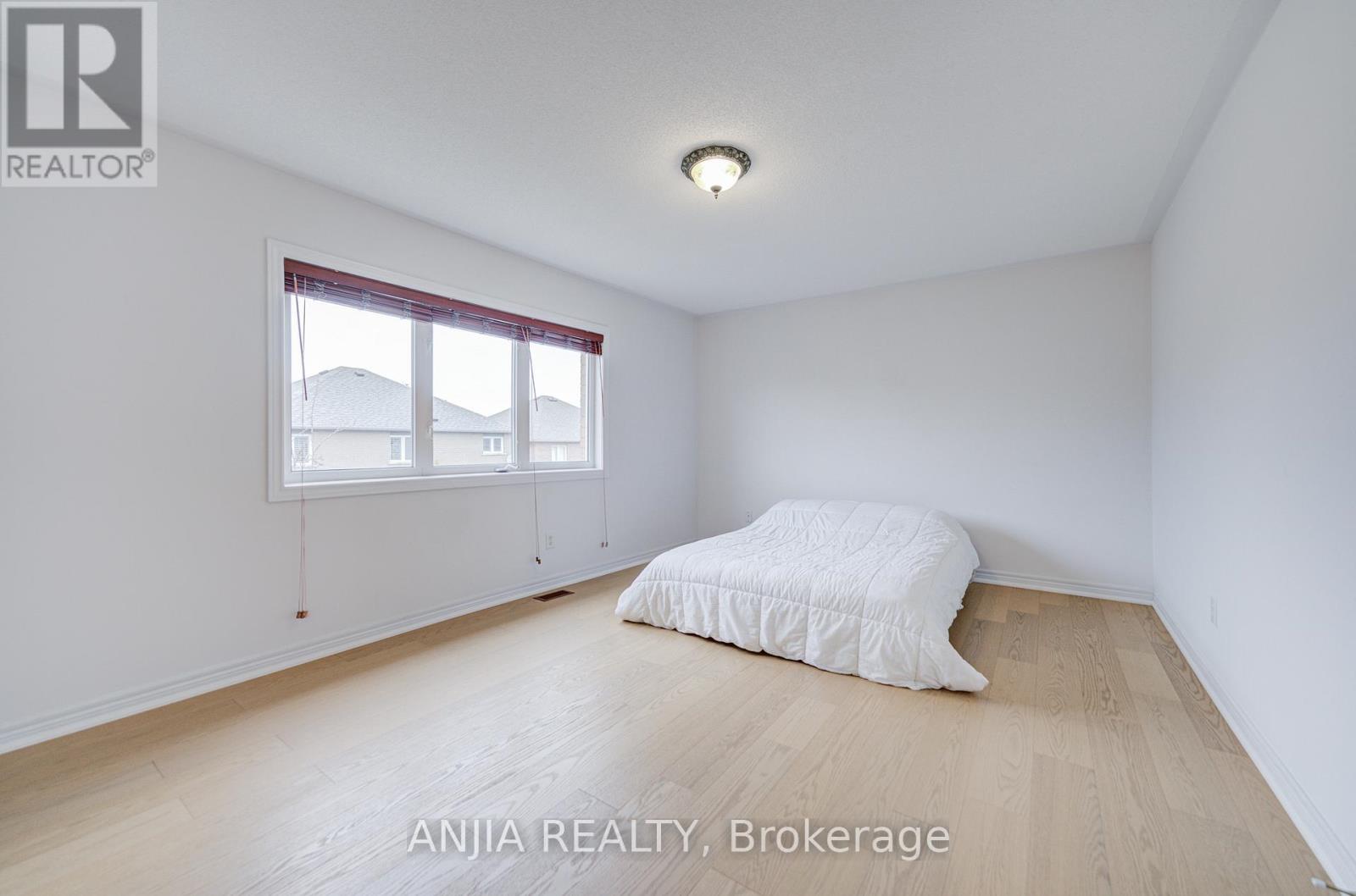 6 Linsmary Court, Markham, Ontario  L6E 1L2 - Photo 32 - N13008878