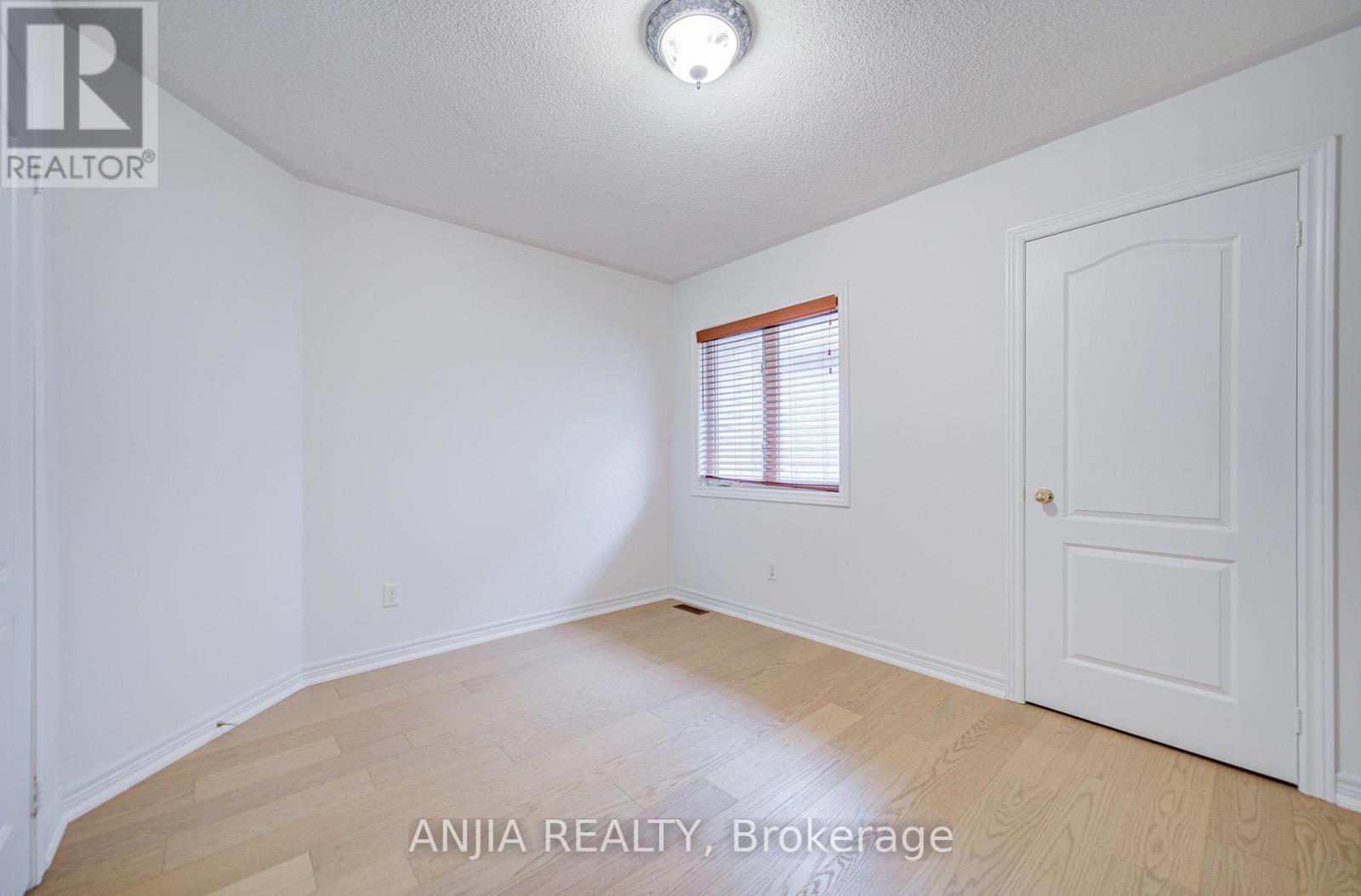 6 Linsmary Court, Markham, Ontario  L6E 1L2 - Photo 43 - N13008878
