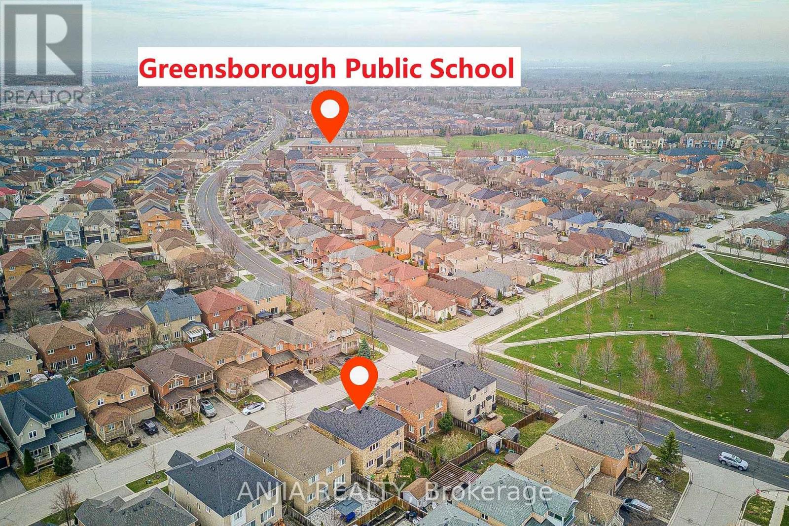 6 Linsmary Court, Markham, Ontario  L6E 1L2 - Photo 5 - N13008878