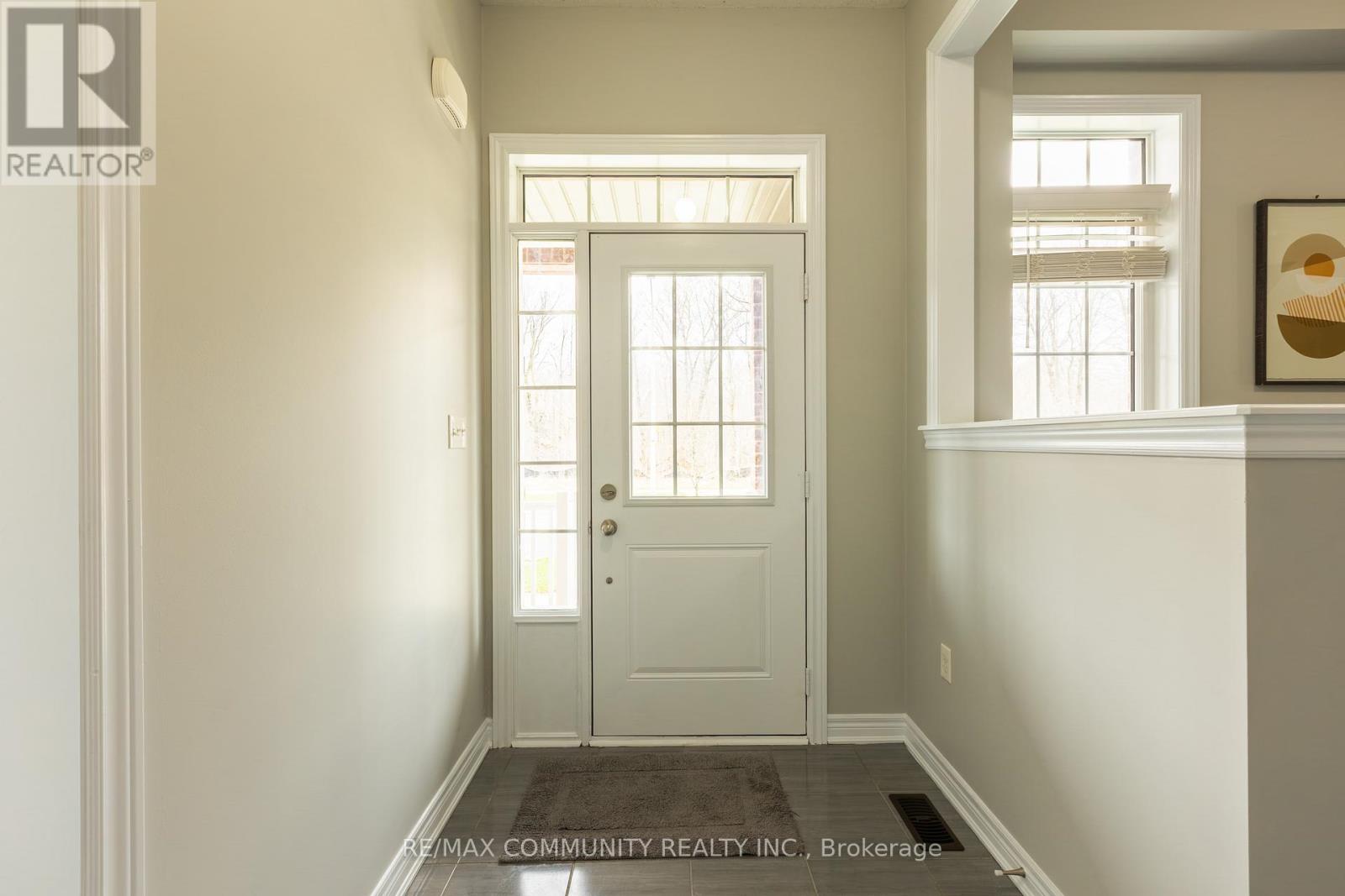 2 Titan Trail, Markham, Ontario  L3S 0E2 - Photo 4 - N13008904