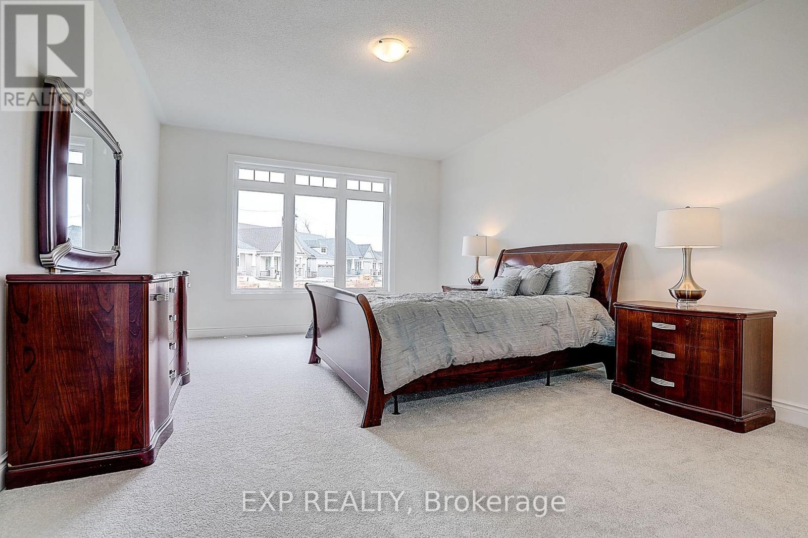 4 Palmira Drive, Georgina, Ontario  L0E 1R0 - Photo 14 - N13008912