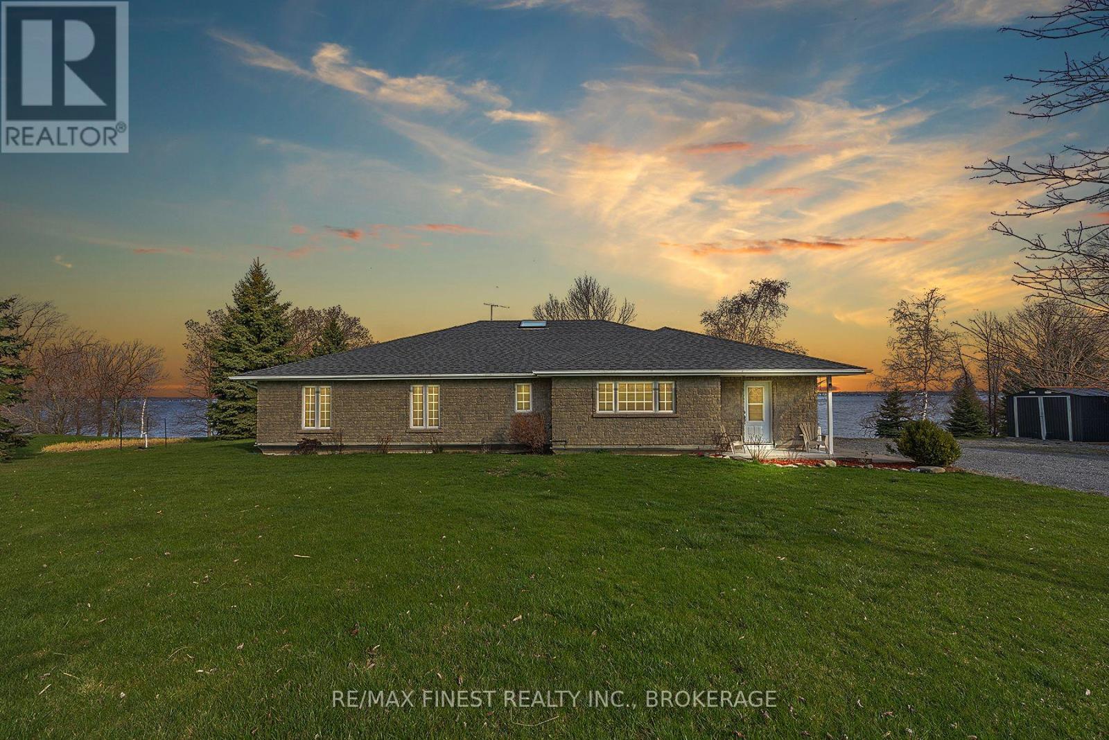 2800 FRONT ROAD, Frontenac Islands, Ontario