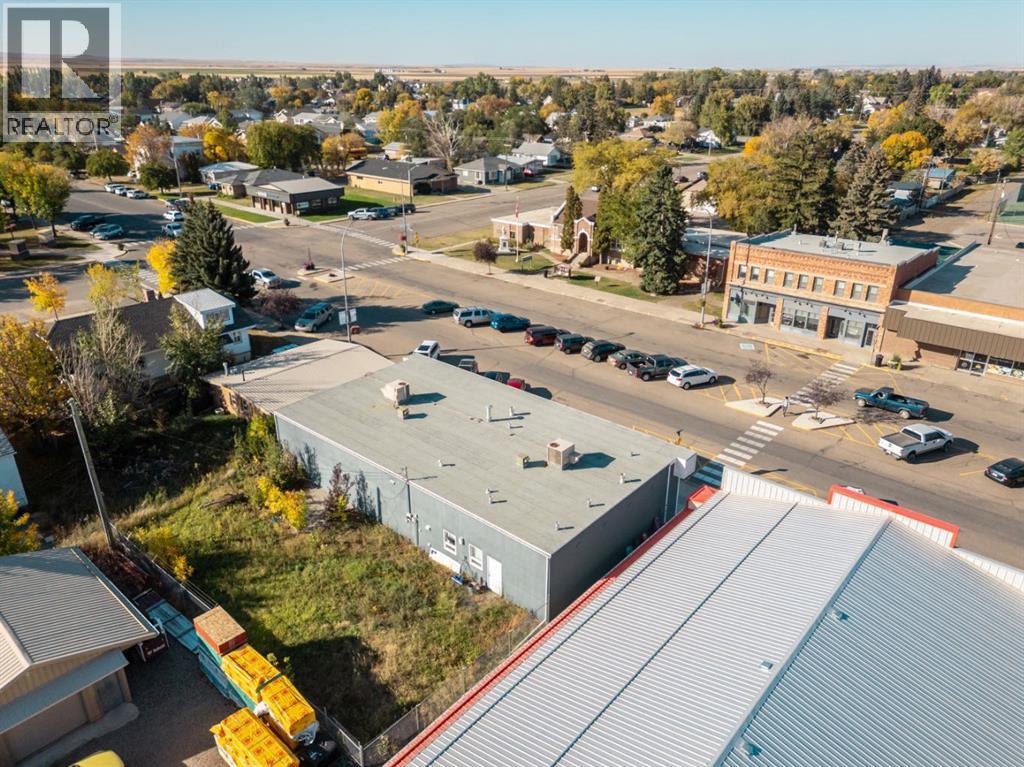 19 Broadway  N, Raymond, Alberta  T0K 2S0 - Photo 5 - A2184291