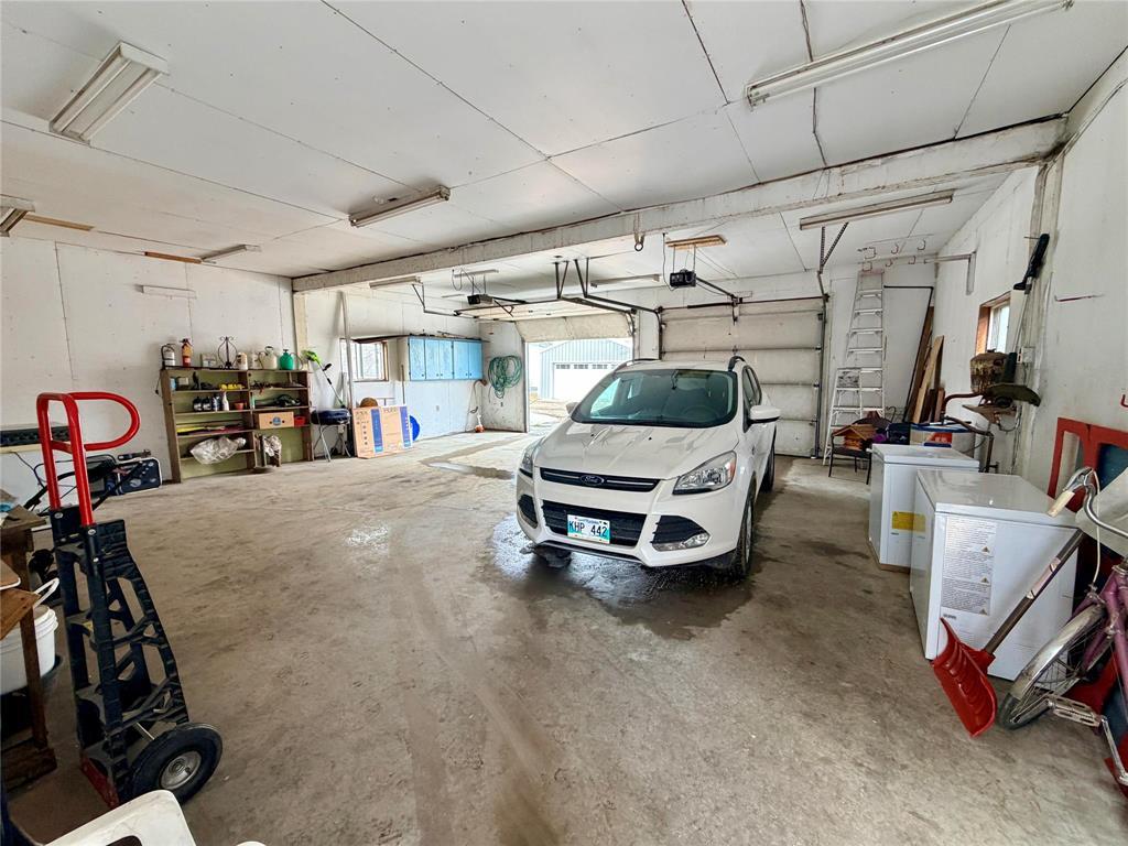 87 Gordon Avenue, Elm Creek, Manitoba  R0G 0N0 - Photo 34 - 202607289