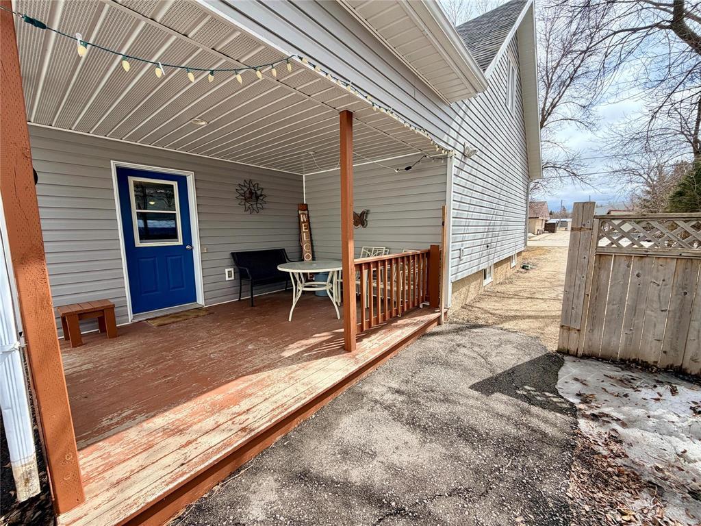 87 Gordon Avenue, Elm Creek, Manitoba  R0G 0N0 - Photo 4 - 202607289