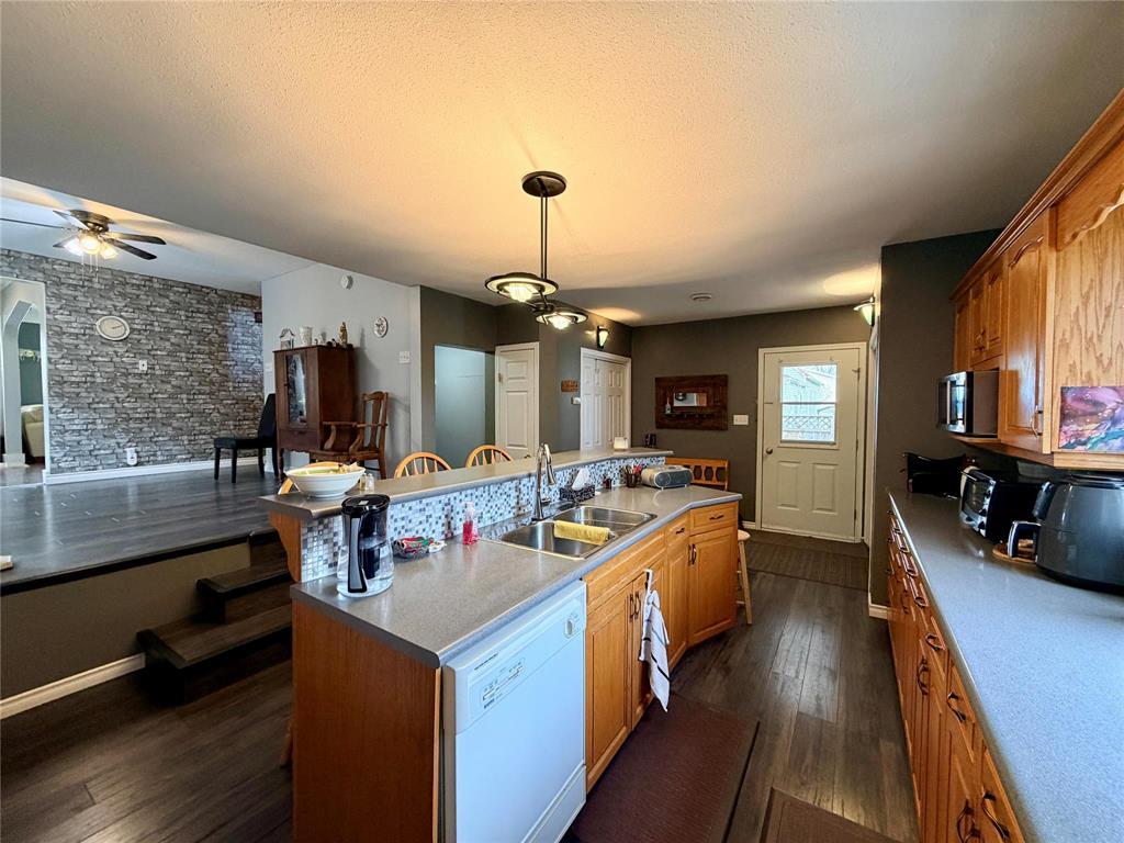 87 Gordon Avenue, Elm Creek, Manitoba  R0G 0N0 - Photo 7 - 202607289