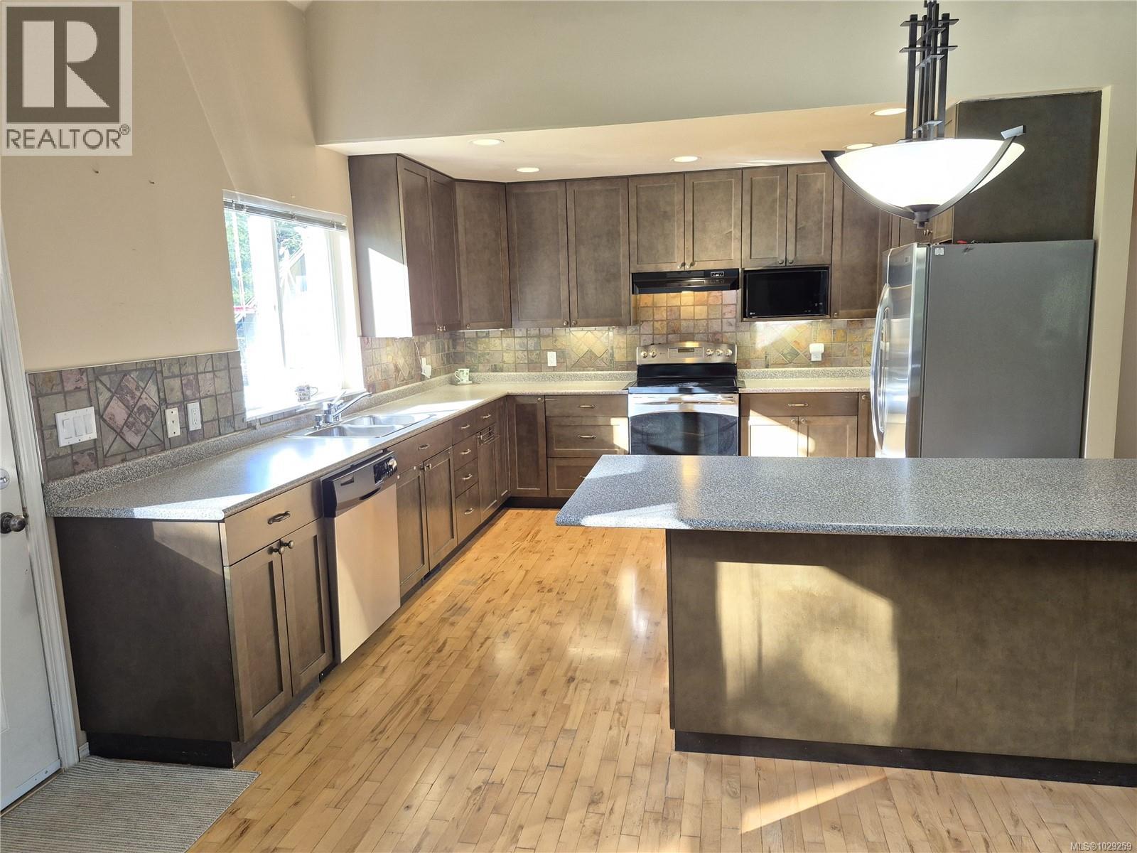 12270/12272 Chandler Rd, Ladysmith, British Columbia  V9G 1J5 - Photo 2 - 1029259