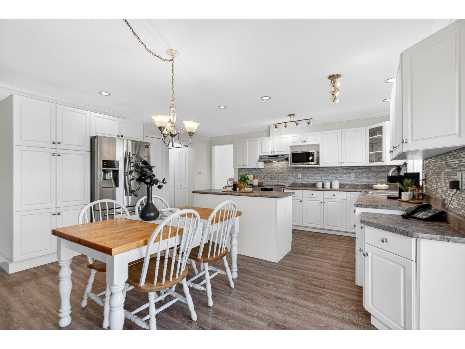 18755 65 Avenue, Surrey, British Columbia  V3S 8V2 - Photo 10 - R3110541