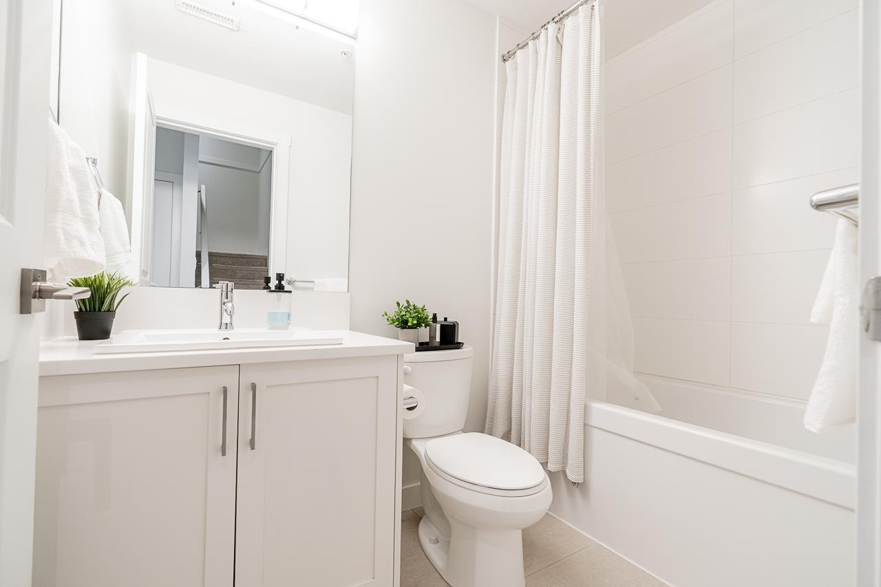 20271 82 Avenue, Langley, British Columbia  V2Y 0Z1 - Photo 32 - R3111657