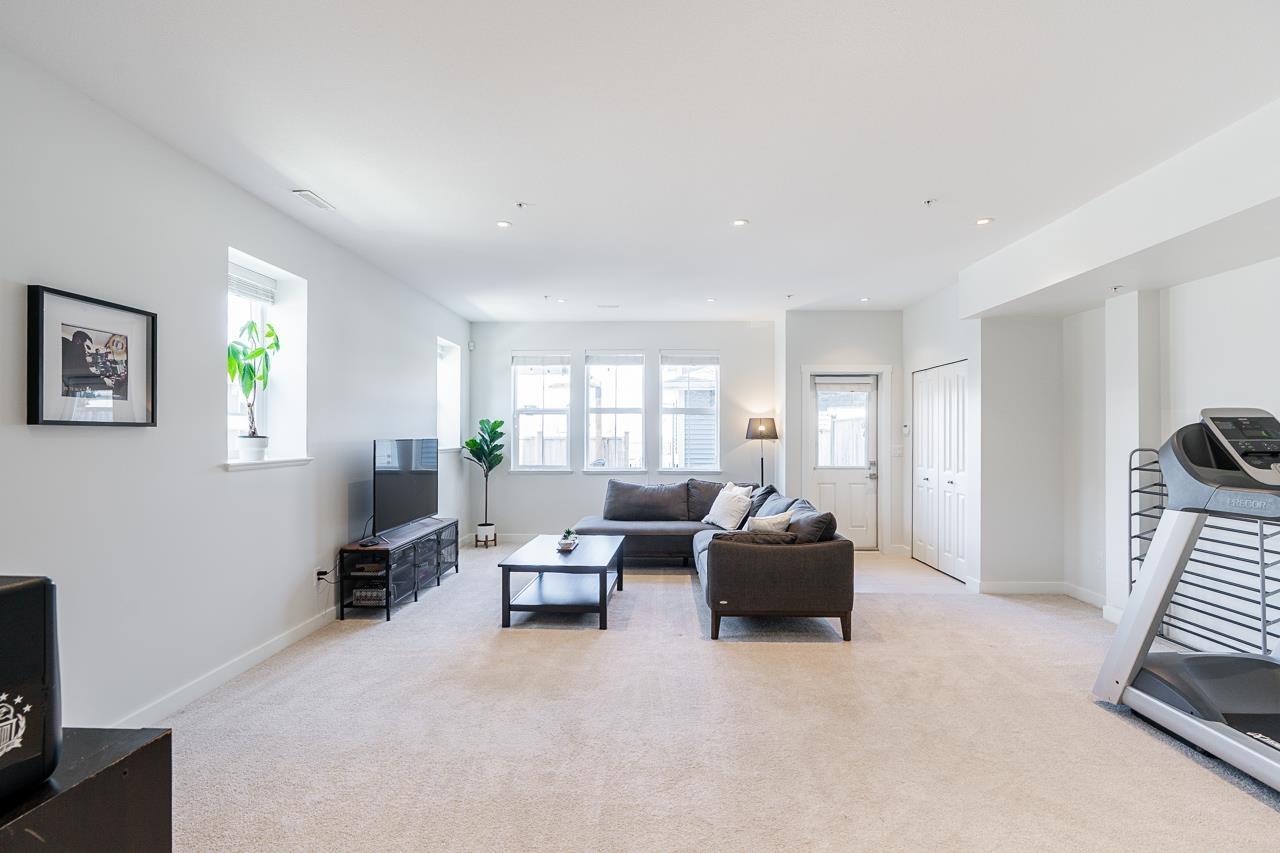 20271 82 Avenue, Langley, British Columbia  V2Y 0Z1 - Photo 29 - R3111657