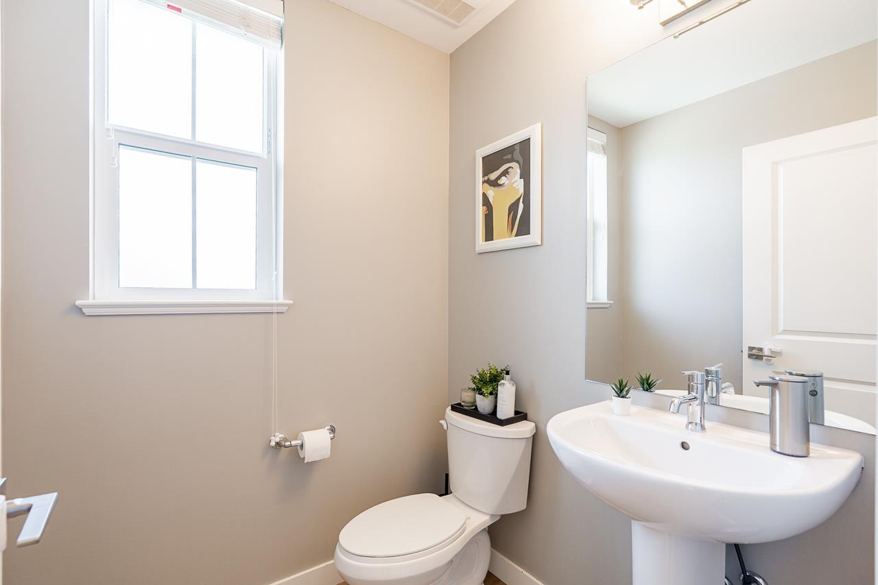 20271 82 Avenue, Langley, British Columbia  V2Y 0Z1 - Photo 17 - R3111657