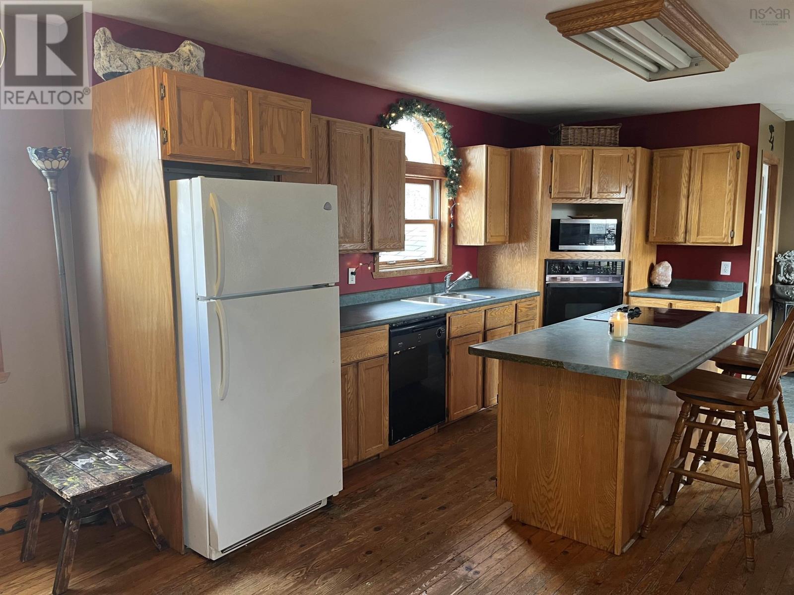 217 Waterloo Street, Liverpool, Nova Scotia  B0T 1K0 - Photo 10 - 202607678