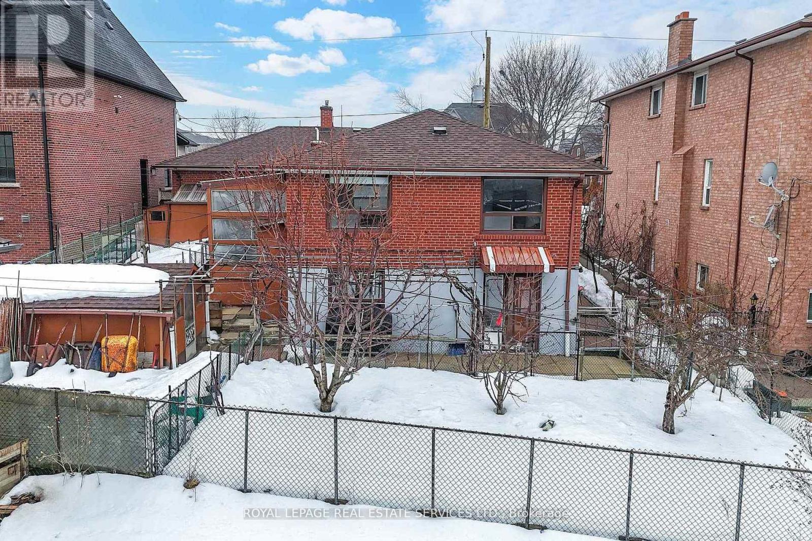 167 Cornelius Parkway, Toronto, Ontario  M6L 2K8 - Photo 28 - W13008818