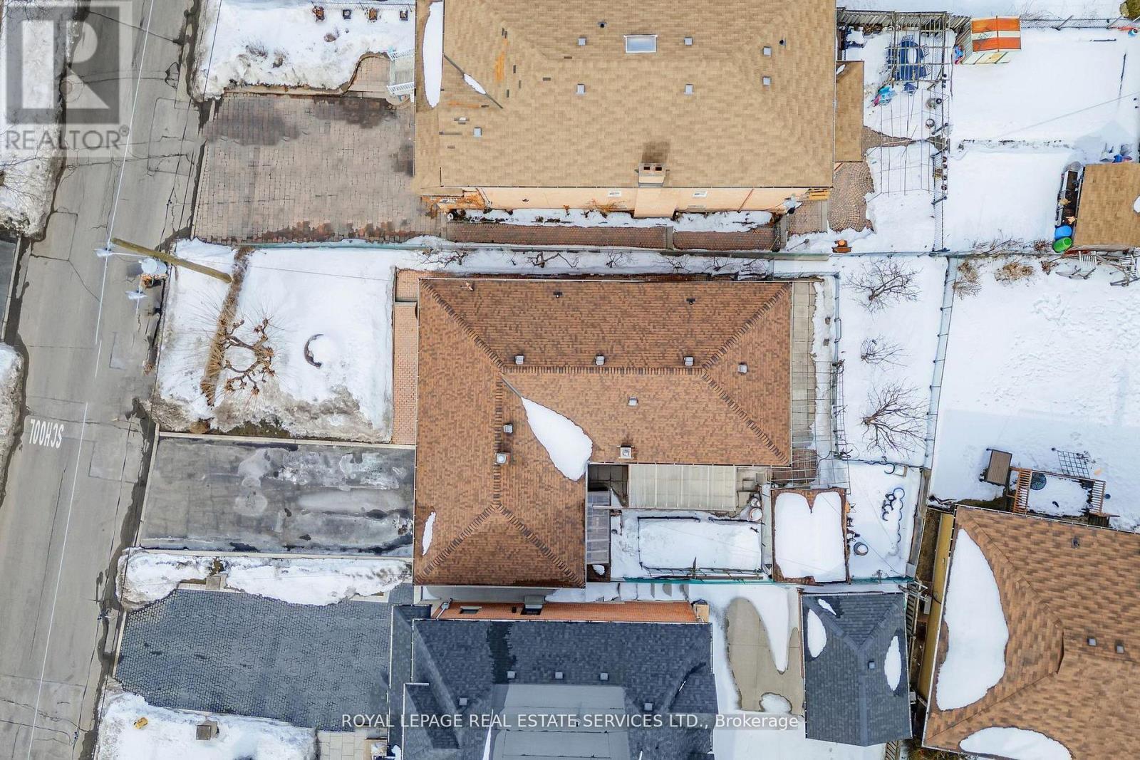 167 Cornelius Parkway, Toronto, Ontario  M6L 2K8 - Photo 31 - W13008818