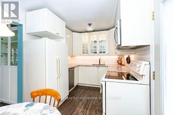 125 Madoc Drive, Brampton, Ontario  L6V 2A5 - Photo 6 - W13008866