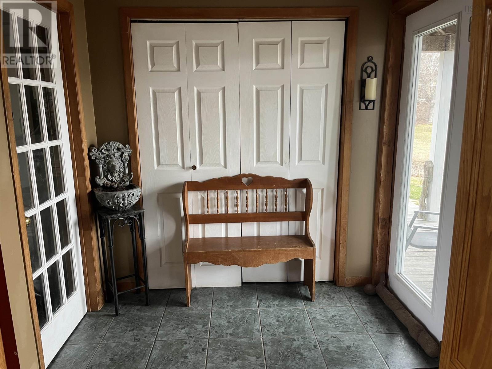 217 Waterloo Street, Liverpool, Nova Scotia  B0T 1K0 - Photo 6 - 202607678