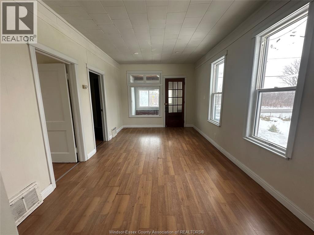 1473 South Cameron, Windsor, Ontario  N9B 3C8 - Photo 3 - 26008371