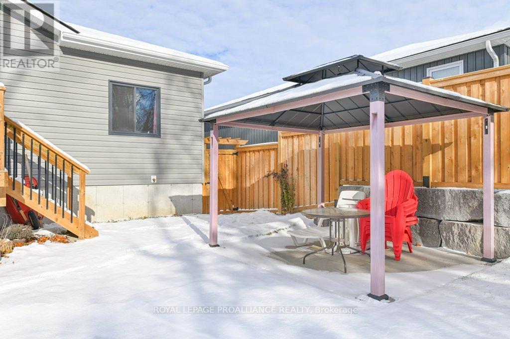 53 Meagan Lane, Quinte West, Ontario  K0K 2C0 - Photo 31 - X12862768