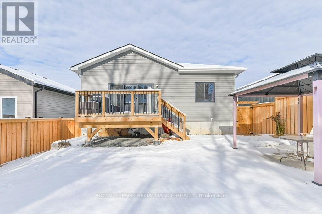 53 Meagan Lane, Quinte West, Ontario  K0K 2C0 - Photo 35 - X12862768