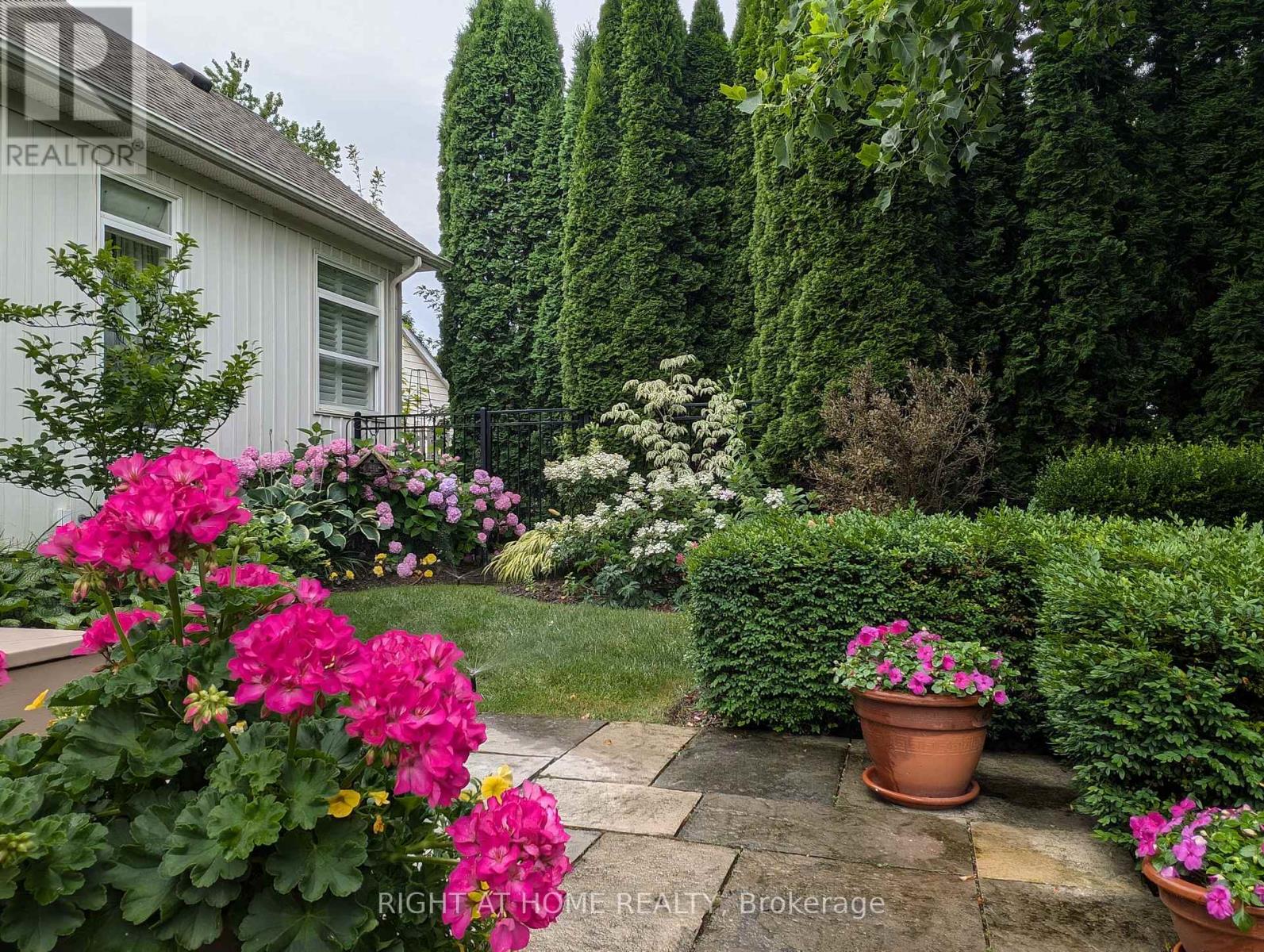 643 King Street, Niagara-On-The-Lake, Ontario  L0S 1J0 - Photo 39 - X13008872