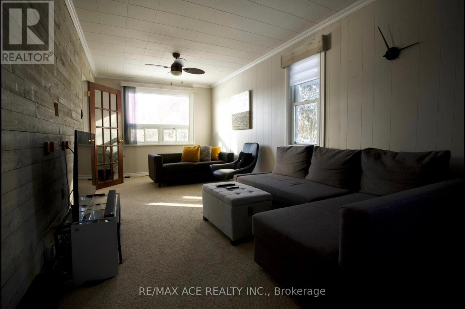 768 South Pelham Road, Welland (N. Welland), Ontario  L3C 3C8 - Photo 3 - X13008884