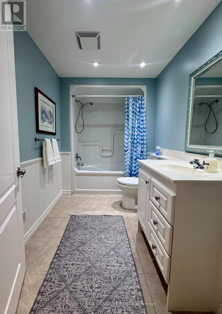 3 Underwood Drive, Whitby, Ontario  L1M 1H8 - Photo 30 - E13006248