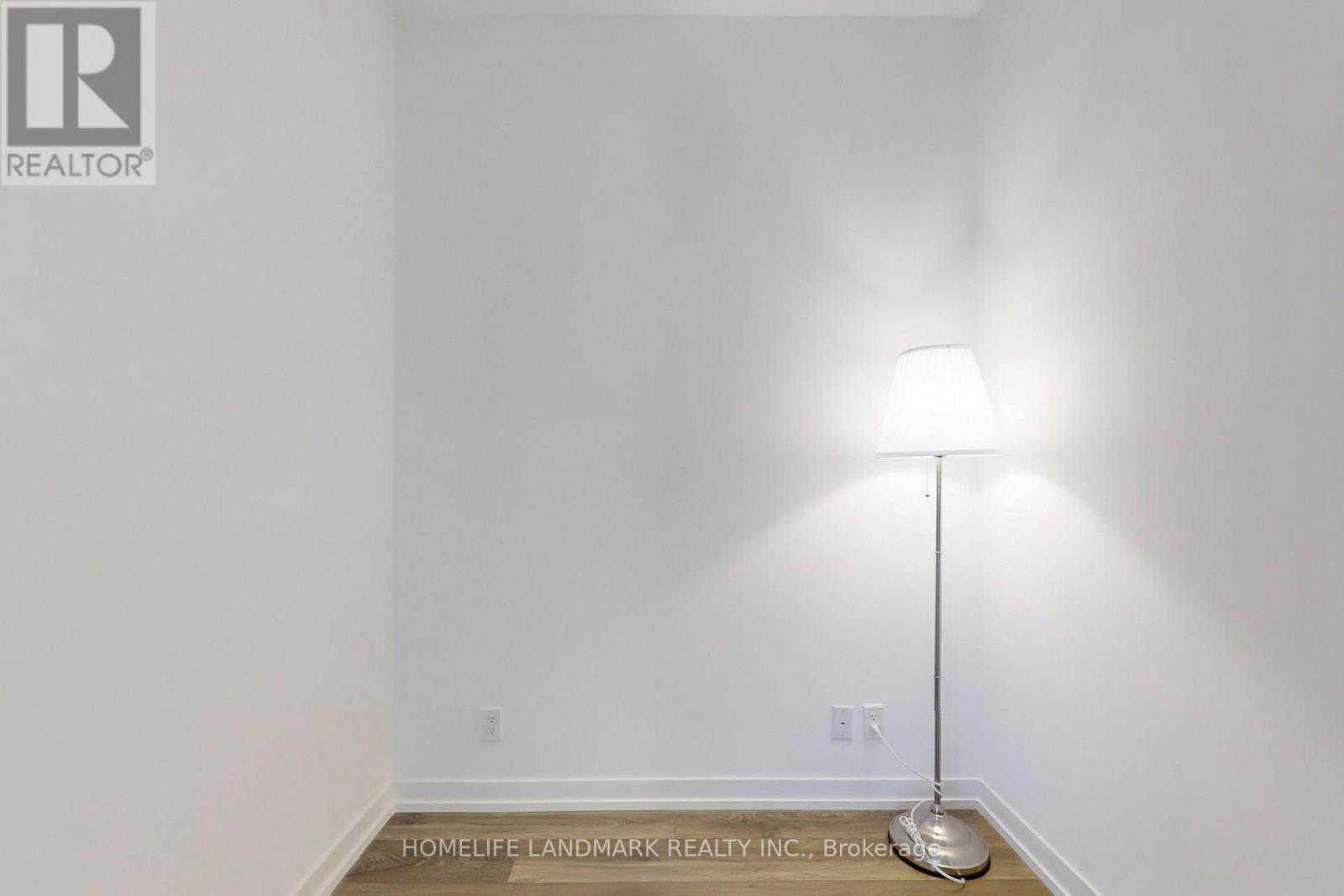 1012 - 5 Buttermill Avenue, Vaughan, Ontario  L4K 0J5 - Photo 21 - N12969058