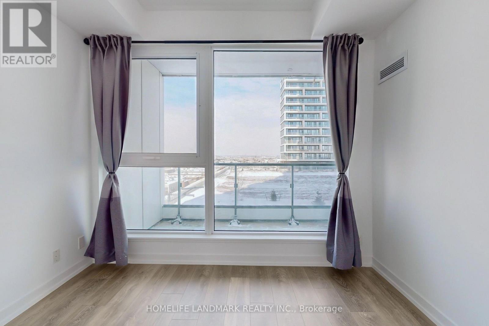 1012 - 5 Buttermill Avenue, Vaughan, Ontario  L4K 0J5 - Photo 15 - N12969058