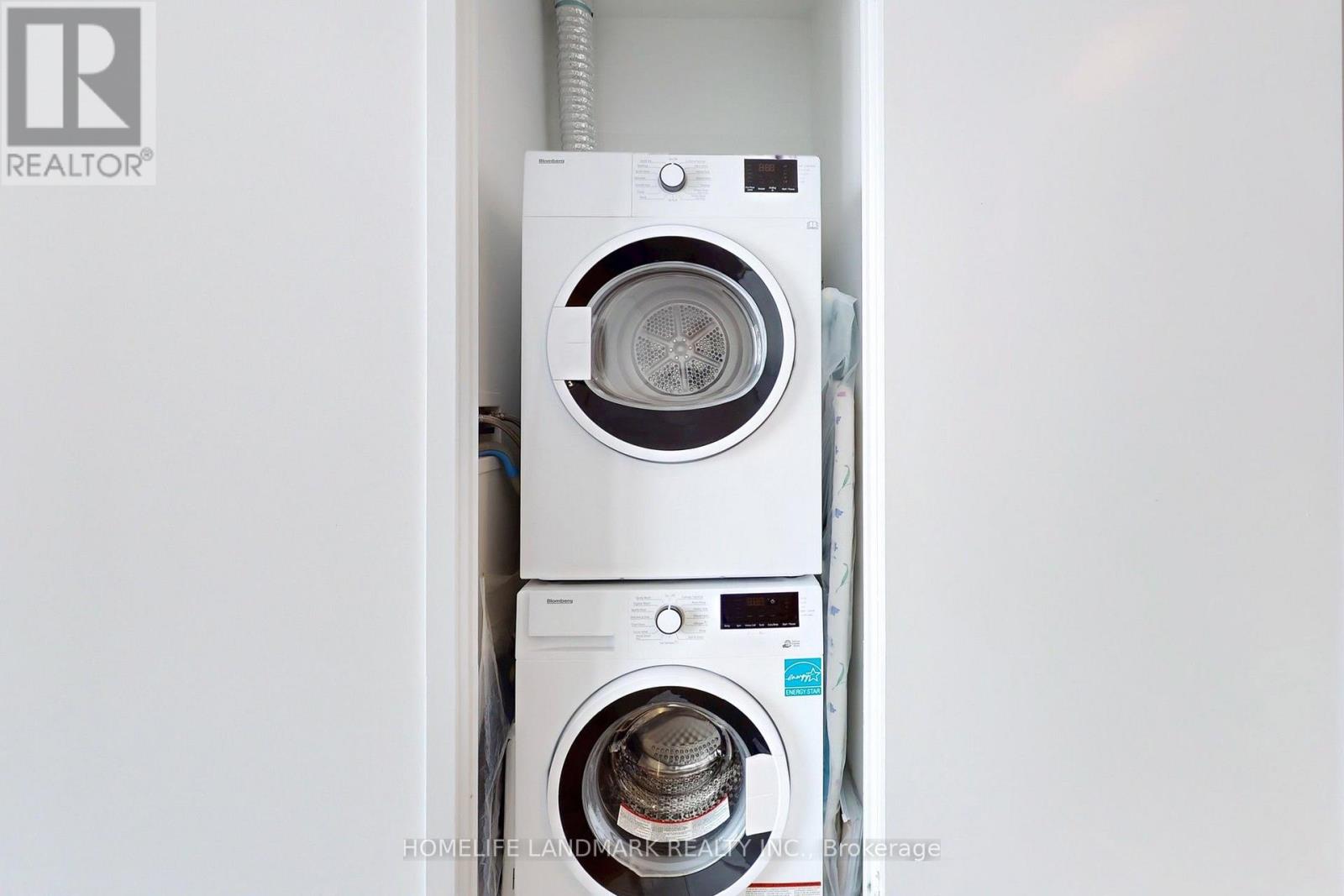 1012 - 5 Buttermill Avenue, Vaughan, Ontario  L4K 0J5 - Photo 24 - N12969058