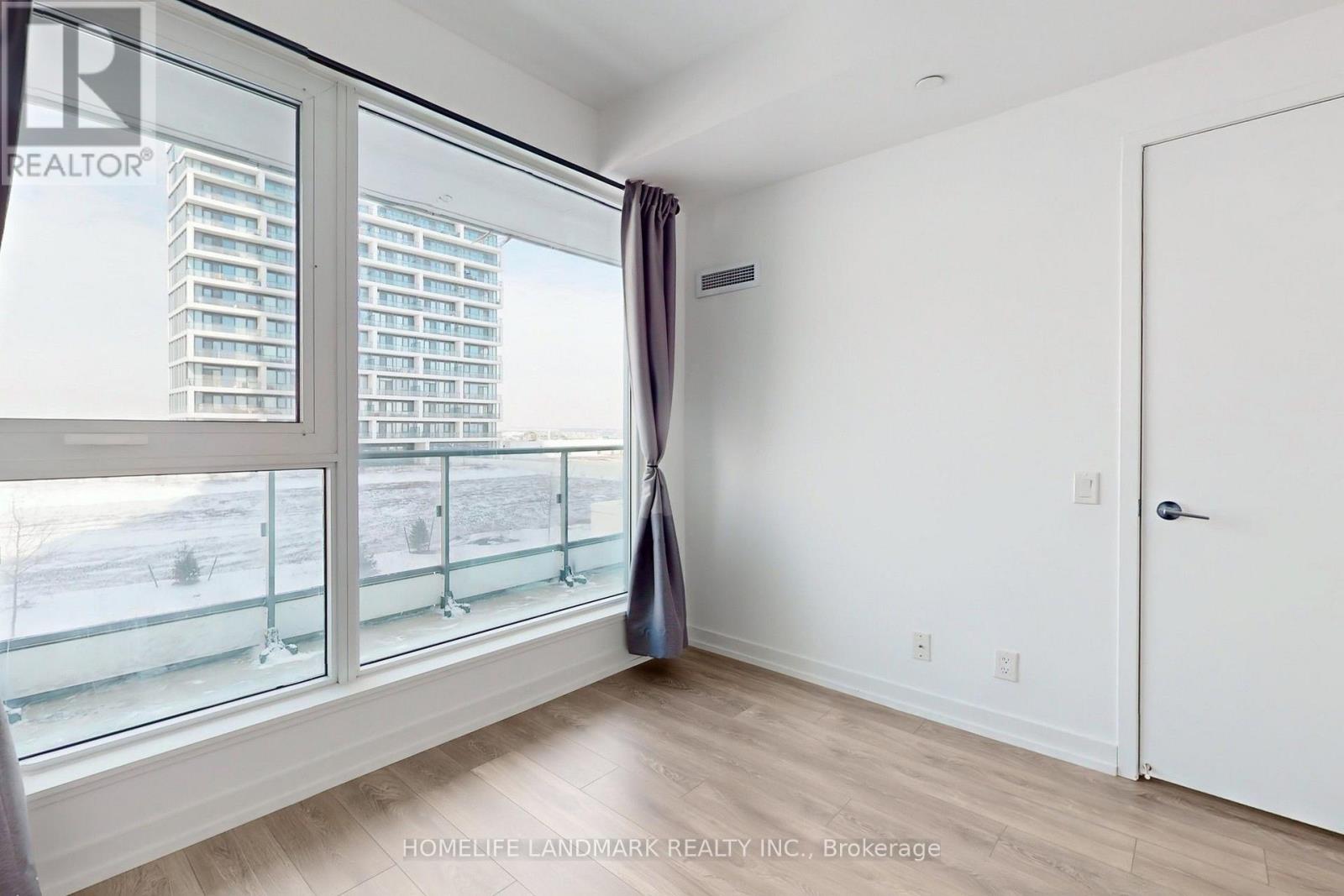 1012 - 5 Buttermill Avenue, Vaughan, Ontario  L4K 0J5 - Photo 16 - N12969058