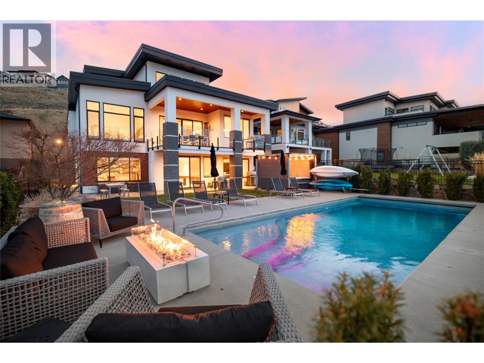1130 Ledgeview Court, Kelowna, British Columbia