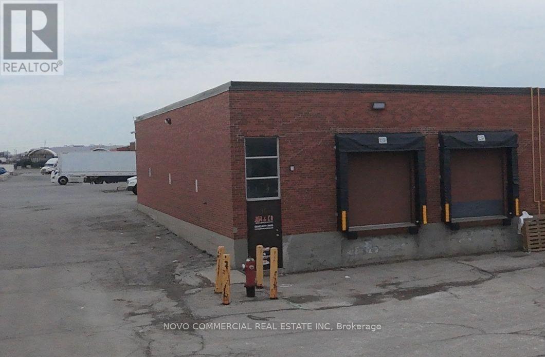 15&16 - 2460 Anson Drive W, Mississauga, Ontario  L5S 1G7 - Photo 5 - W12598878