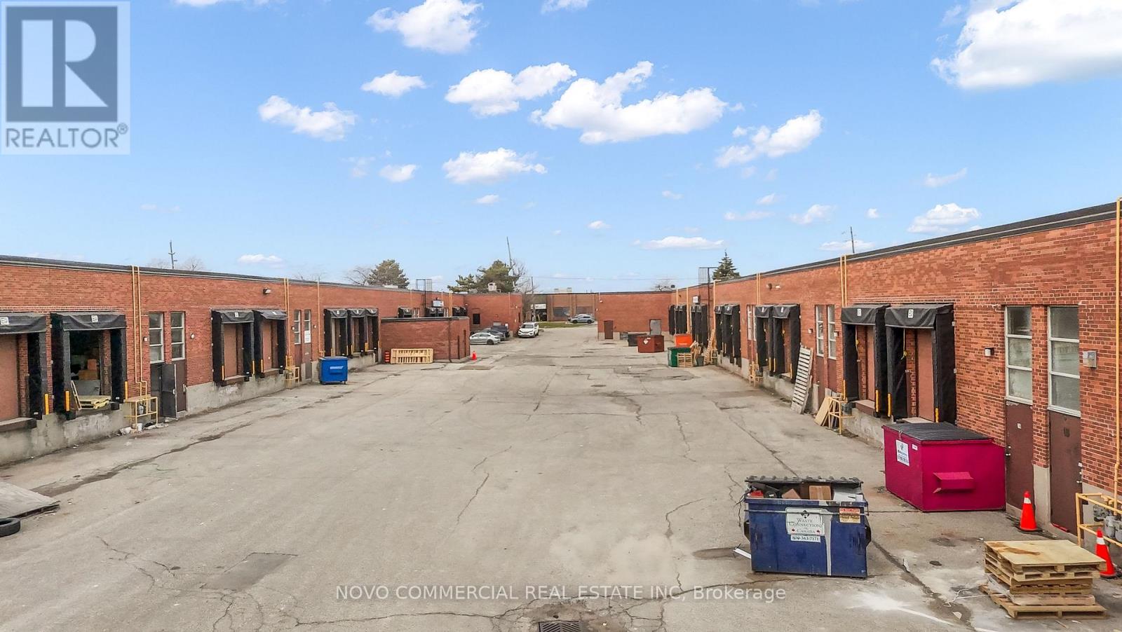 15&16 - 2460 Anson Drive W, Mississauga, Ontario  L5S 1G7 - Photo 7 - W12598878