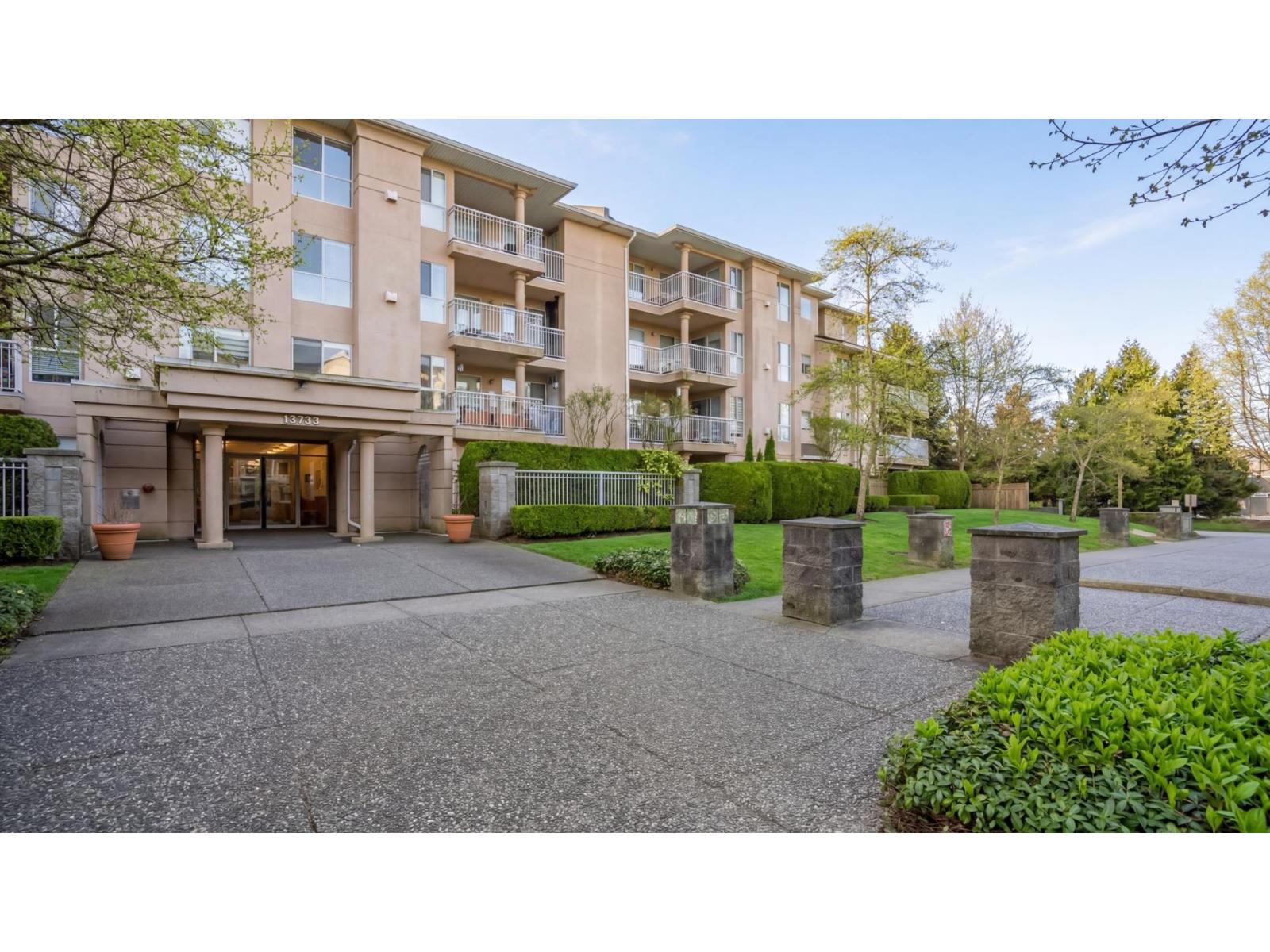 215 13733 74 Avenue, Surrey, British Columbia  V3W 1B8 - Photo 3 - R3102238