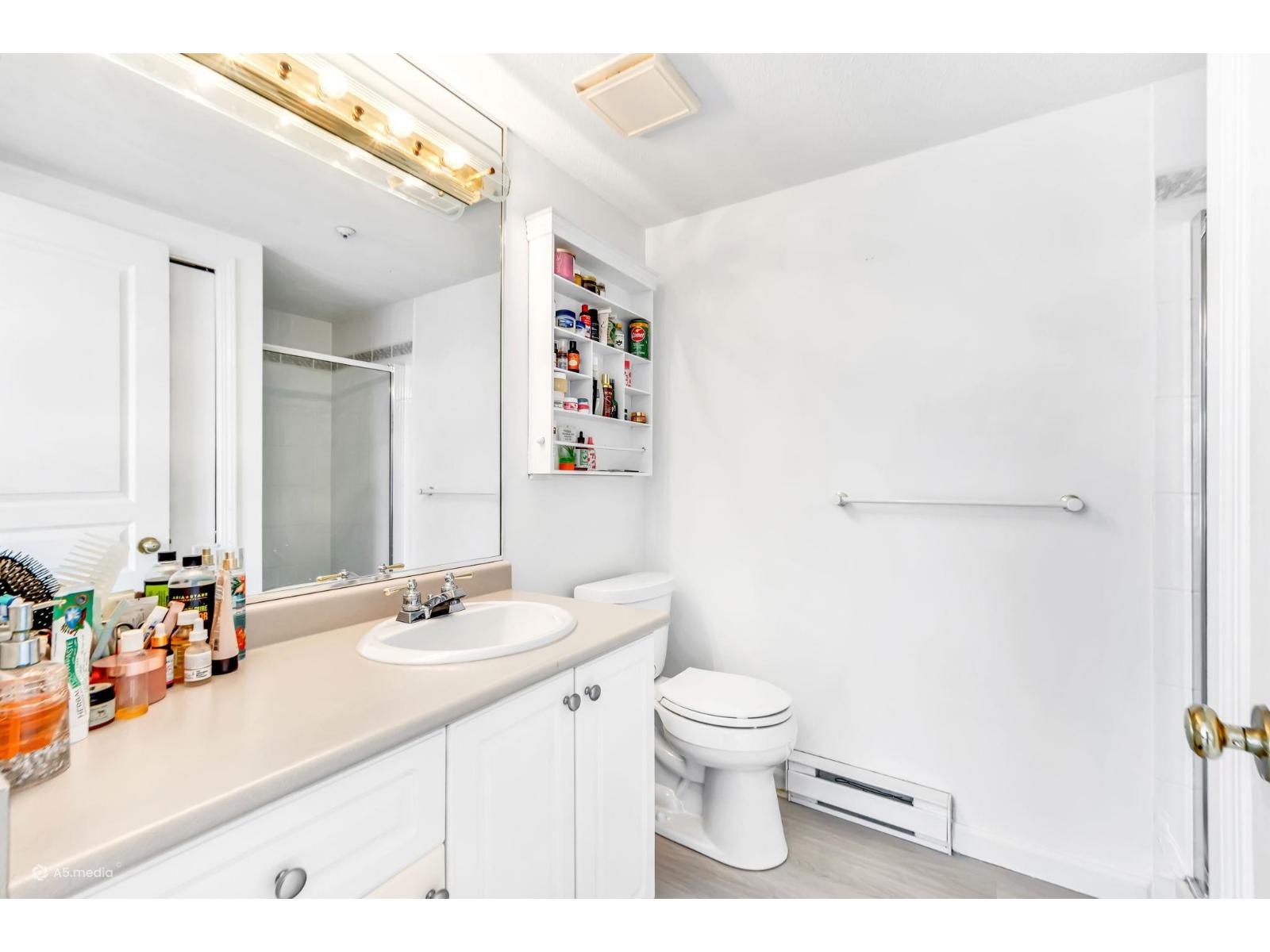 303 8139 121a Street, Surrey, British Columbia  V3W 0Z2 - Photo 15 - R3110128