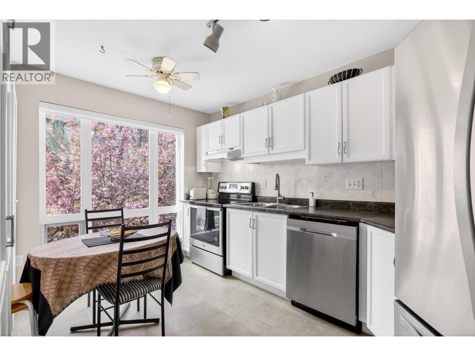 208 2335 Whyte Avenue, Port Coquitlam, British Columbia  V3C 2A3 - Photo 10 - R3112295