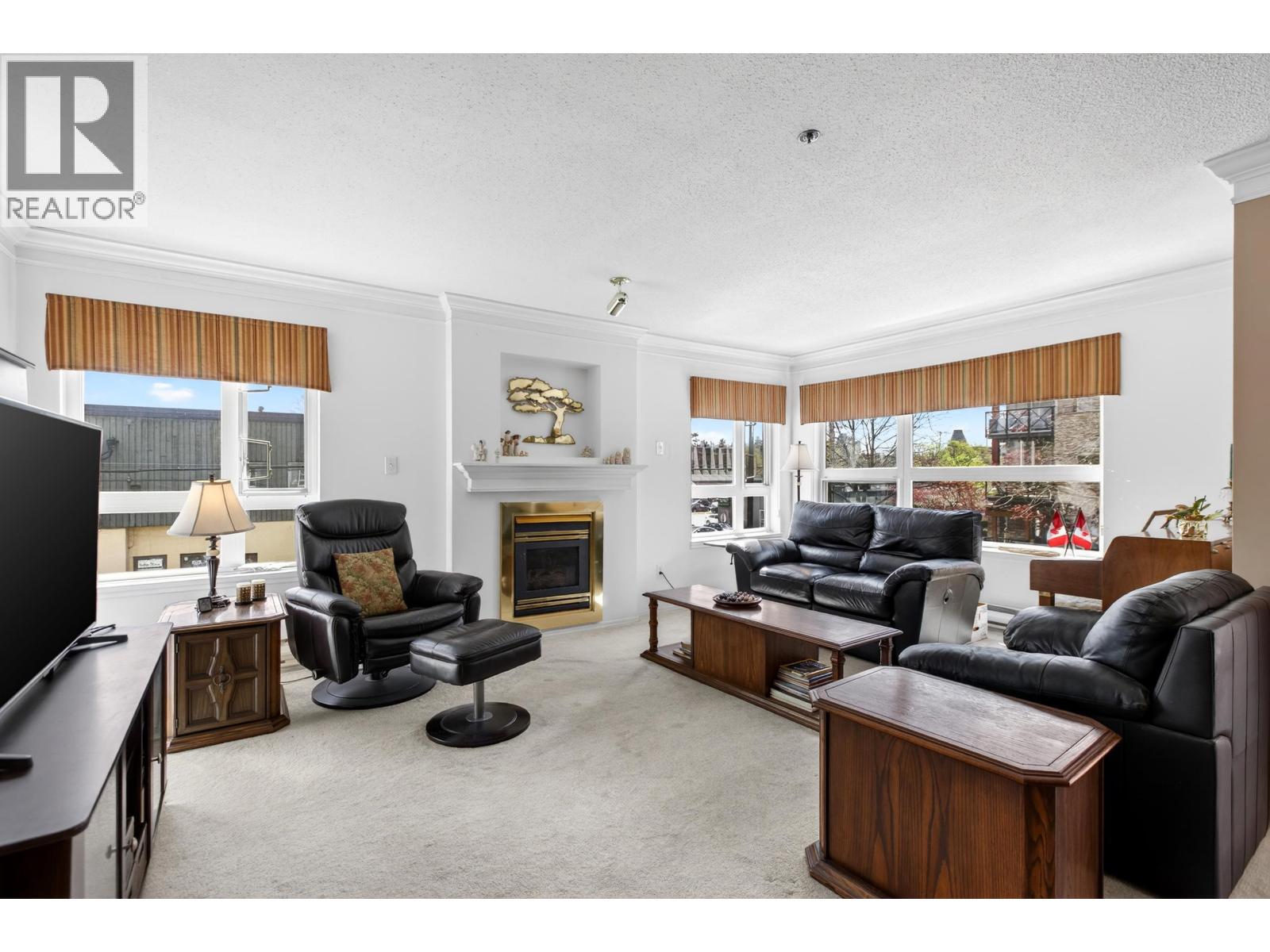 208 2335 Whyte Avenue, Port Coquitlam, British Columbia  V3C 2A3 - Photo 3 - R3112295