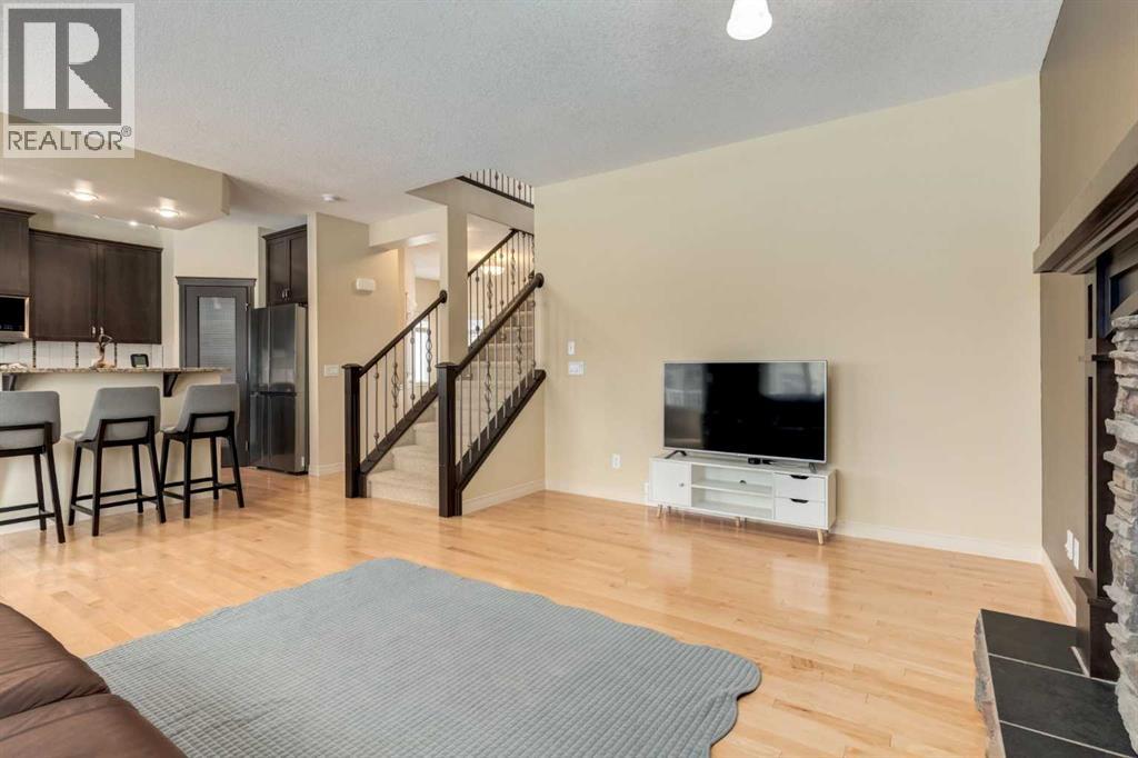 109 Westmount Place, Okotoks, Alberta  T1S 0B4 - Photo 11 - A2300208