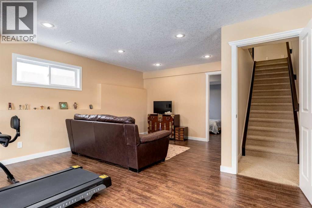 109 Westmount Place, Okotoks, Alberta  T1S 0B4 - Photo 29 - A2300208