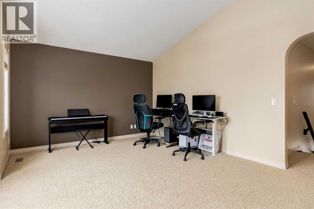 109 Westmount Place, Okotoks, Alberta  T1S 0B4 - Photo 18 - A2300208