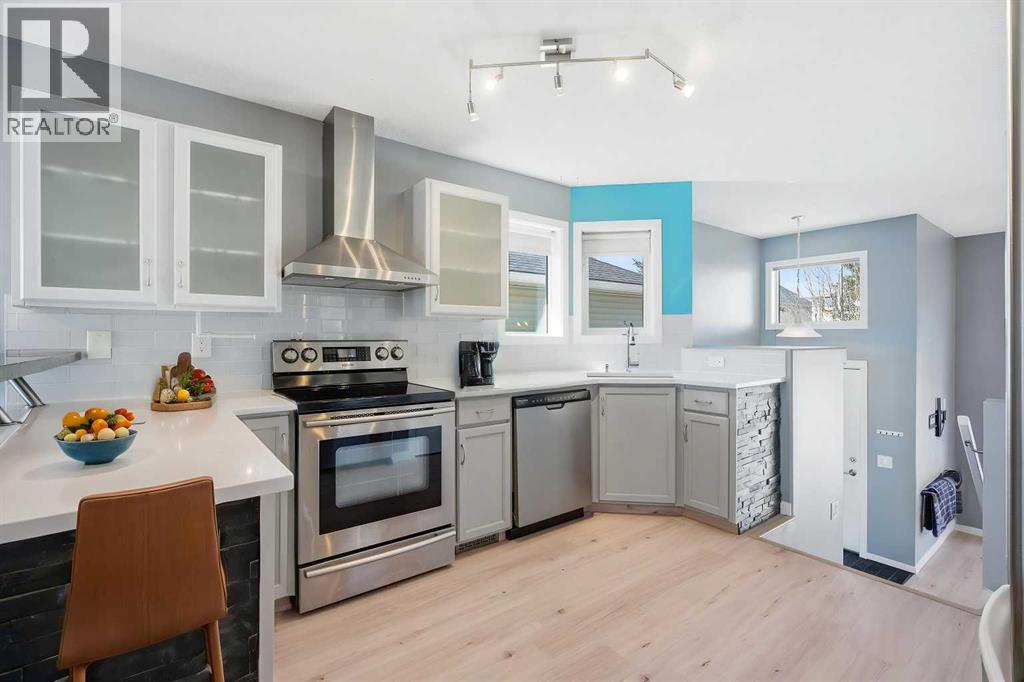 28 Covington Close NE, Calgary, Alberta  T3K 4M2 - Photo 11 - A2300484