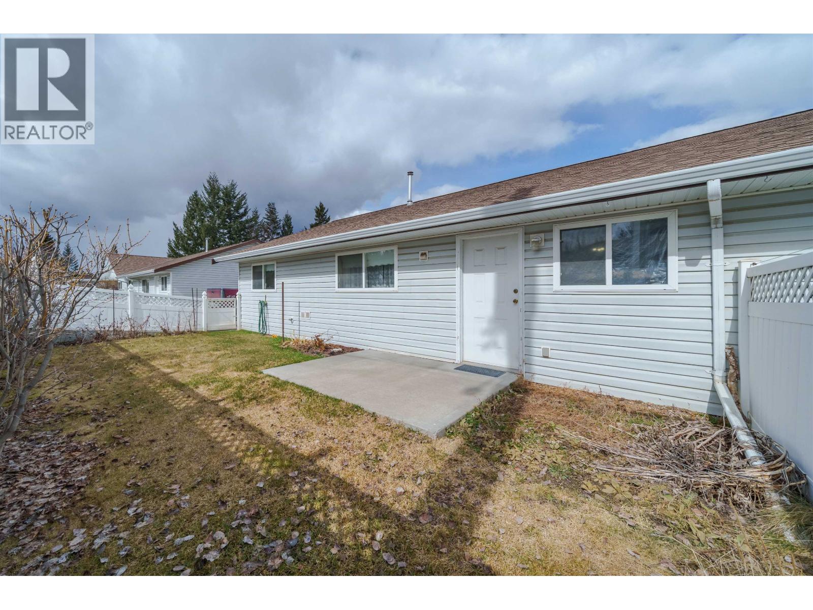 204 8th Street, 100 Mile House, British Columbia  V0K 2E0 - Photo 18 - R3112473