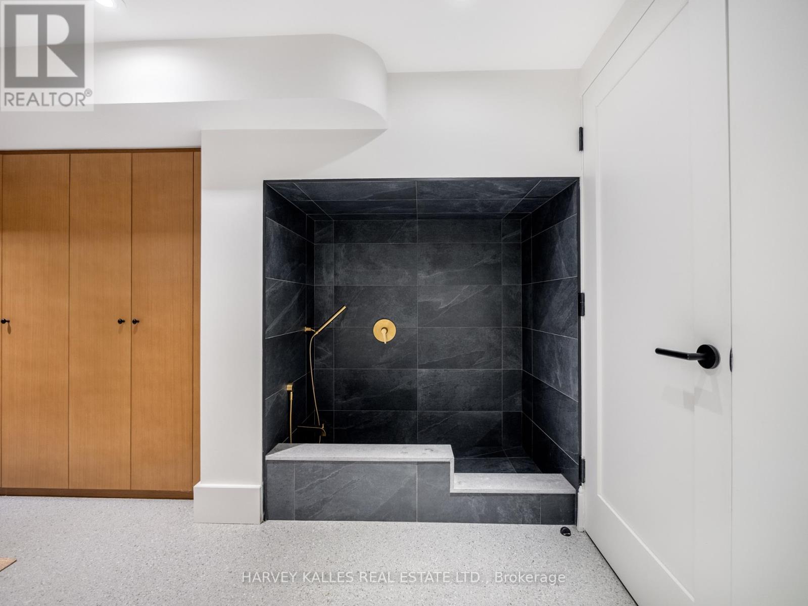 239 Borden Street, Toronto, Ontario  M5S 2N5 - Photo 35 - C13008384